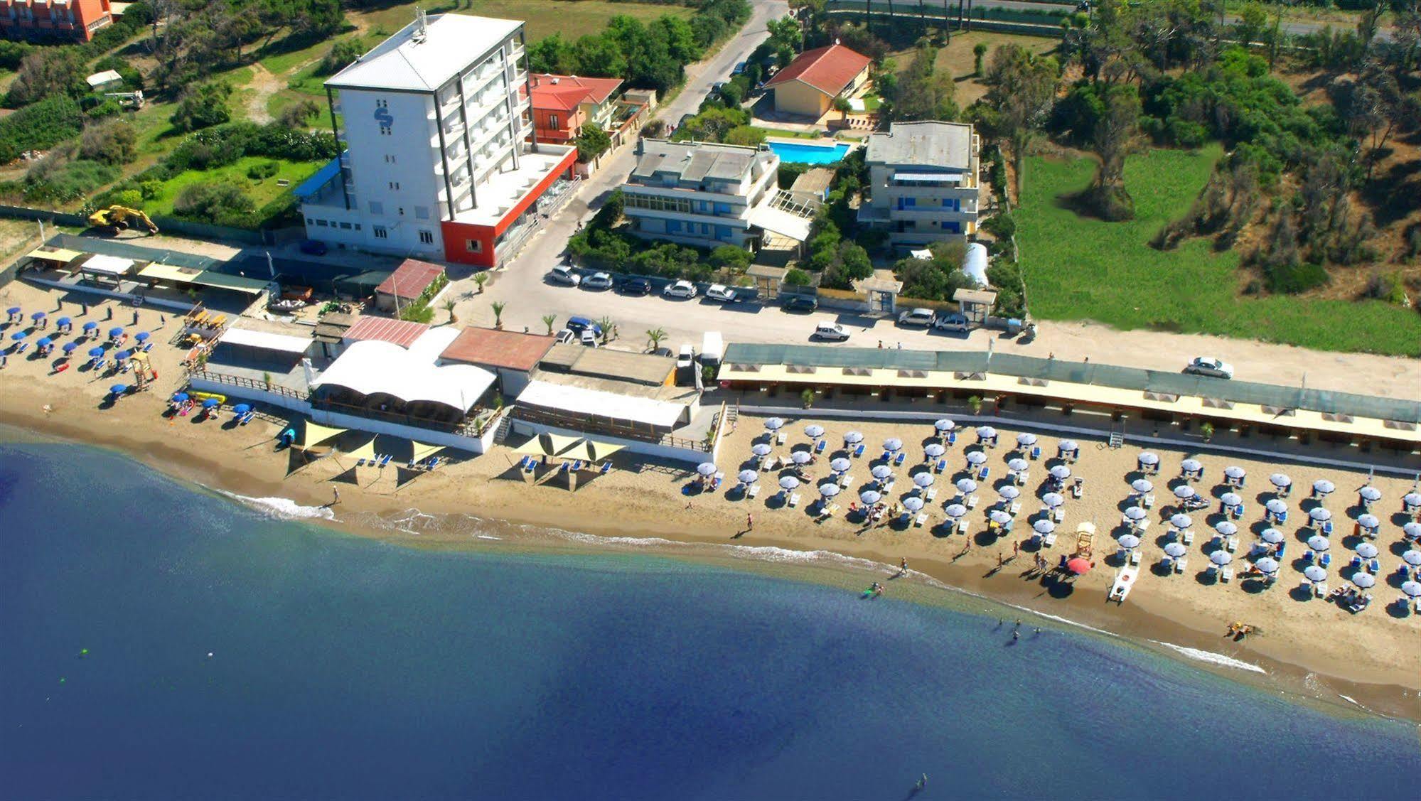 Albergo Riviera Spineta Баттіпалья Екстер'єр фото